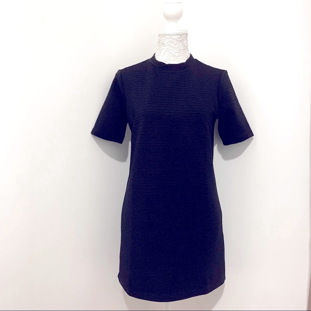 FOREVER 21 Textured Ribbed Little Black Dress NWT